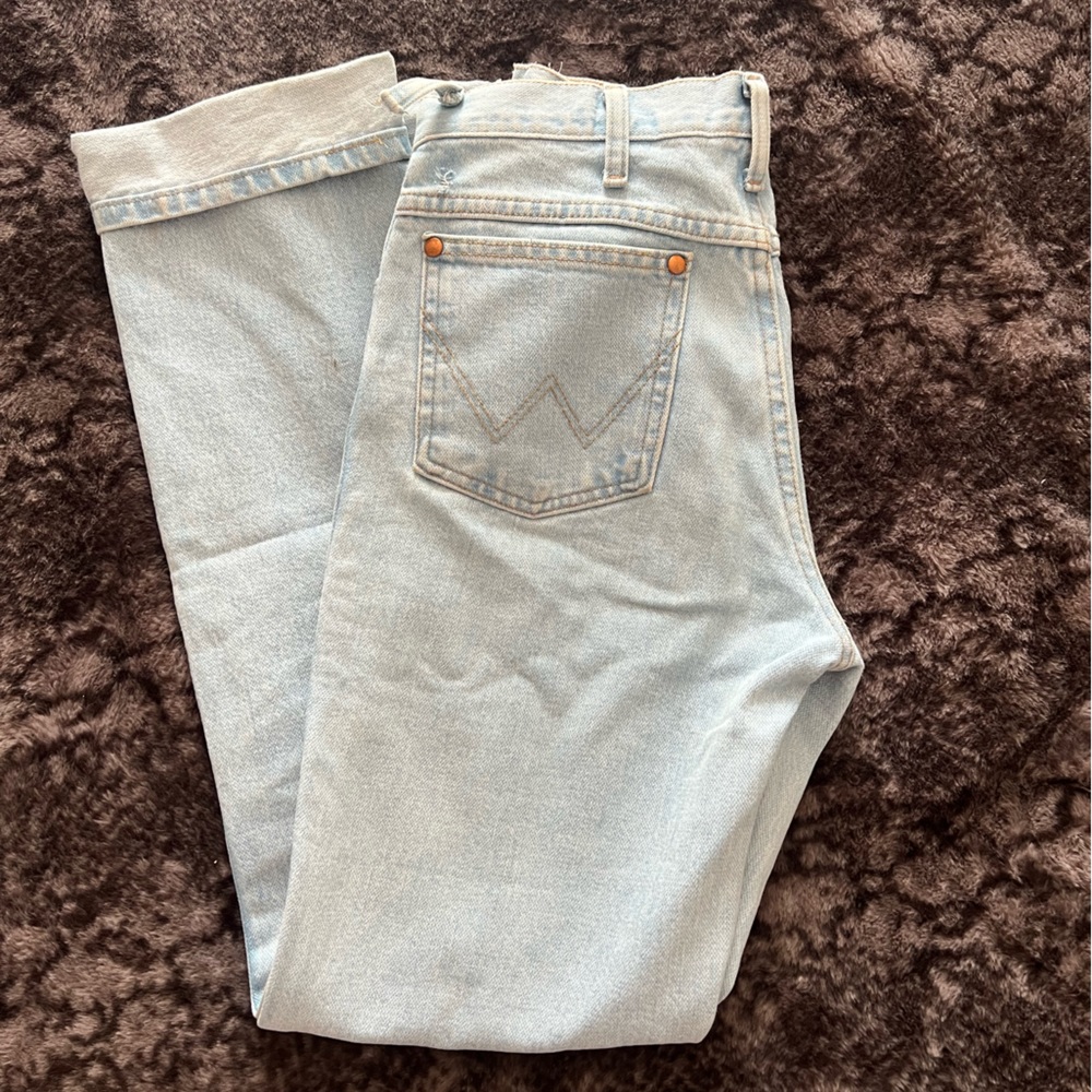 Light wash wrangler pants